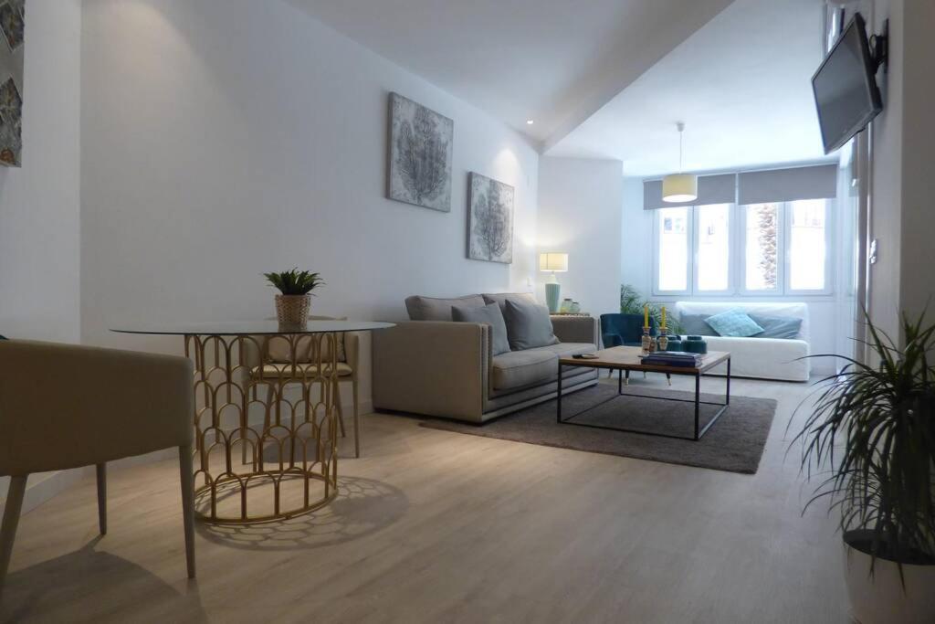 Nuevo Apartamento Lujo Playa Malagueta-Centro Malaga Ngoại thất bức ảnh