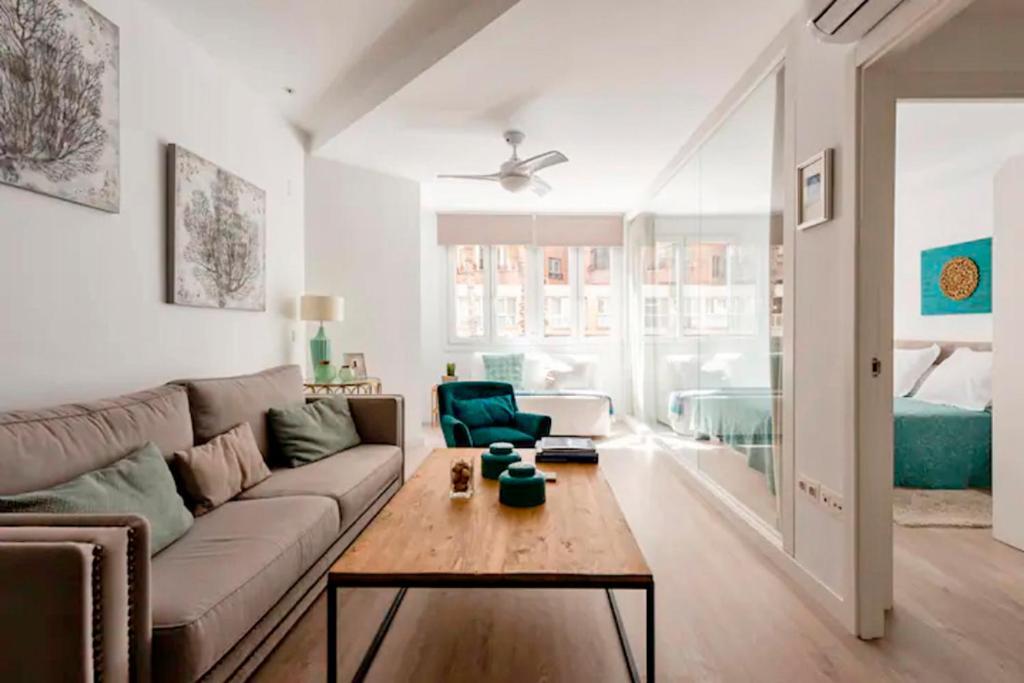 Nuevo Apartamento Lujo Playa Malagueta-Centro Malaga Ngoại thất bức ảnh